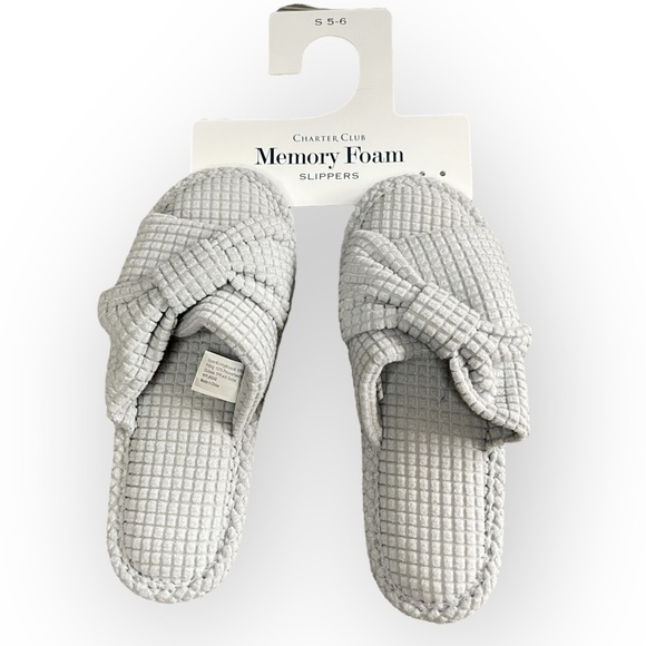 NWT CHARTER CLUB Women’s Memory Foam Slippers - Picture 2 of 5